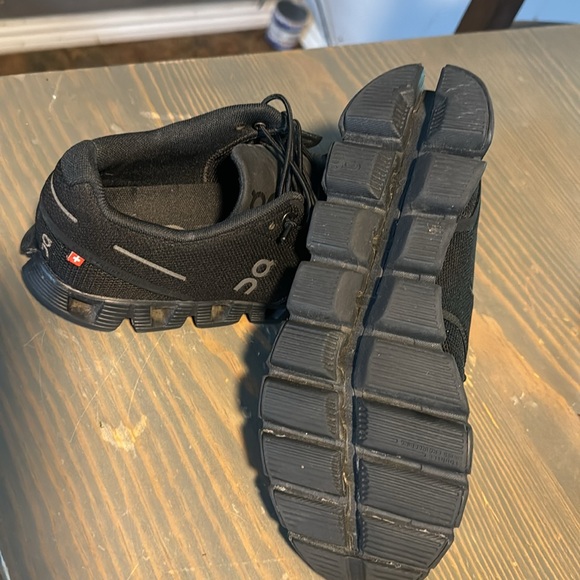 Swiss Engineering  Women’s size 7.5 - Picture 2 of 5